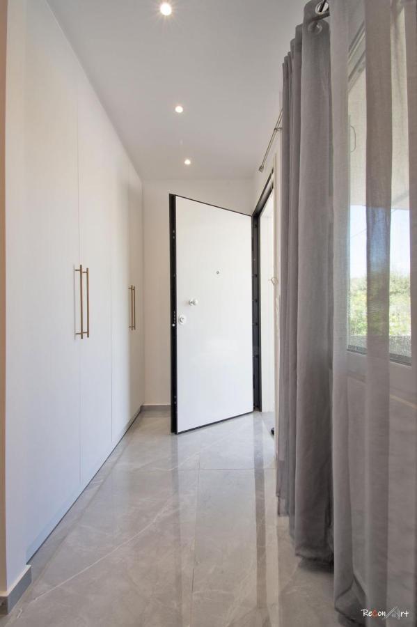 Oresti'S Villa Near Airport & Beach Artemida  Ngoại thất bức ảnh