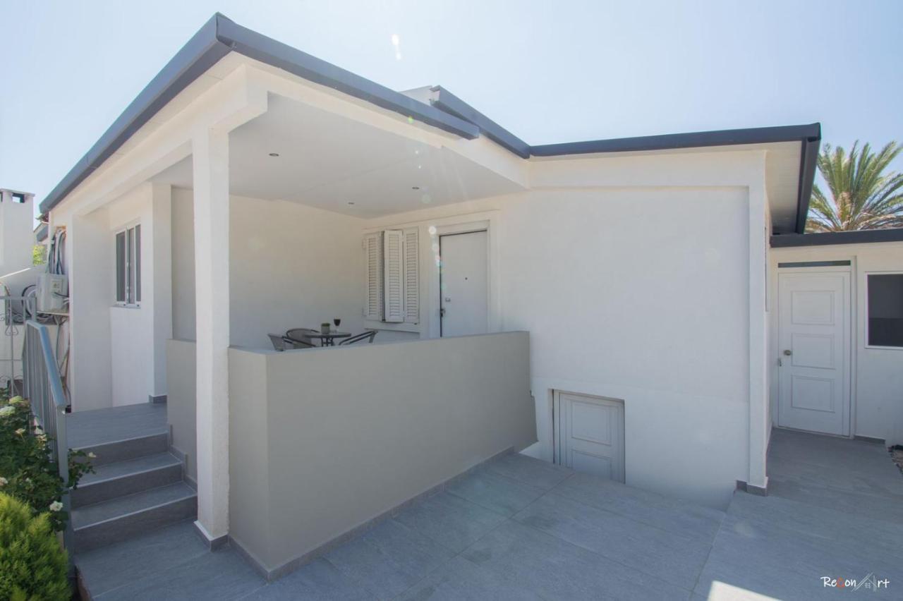 Oresti'S Villa Near Airport & Beach Artemida  Ngoại thất bức ảnh
